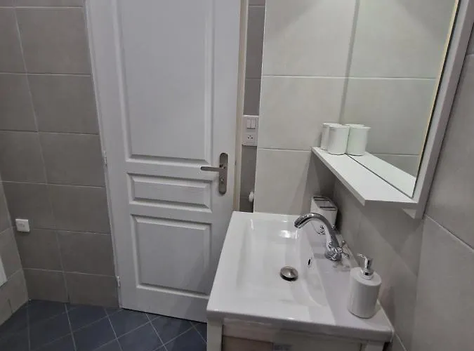 Rivoli Seaside Apartman *